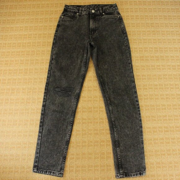 Aeropostale Black Distressed Mom Jeans, Very Good Condition - Picture 2 of 8